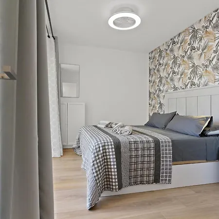 Apartamento Renovado, 3 Piscinas, Terrazas, Playa A 400m, Wifi - Es-347-24