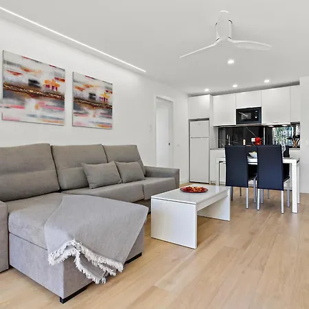 Apartamento Renovado, 3 Piscinas, Terrazas, Playa A 400m, Wifi - Es-347-24 Апартаменты